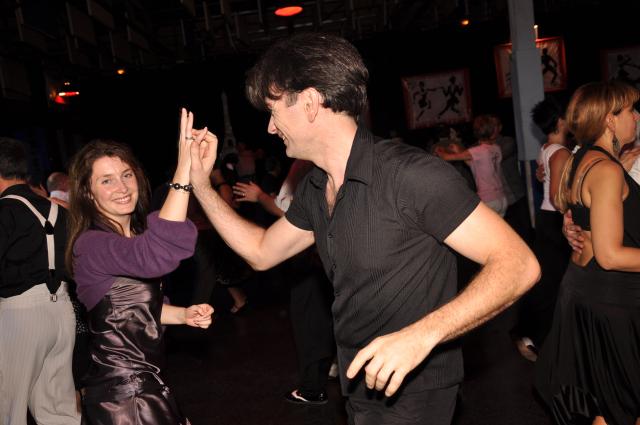min 2010 11 13 fous swing 103